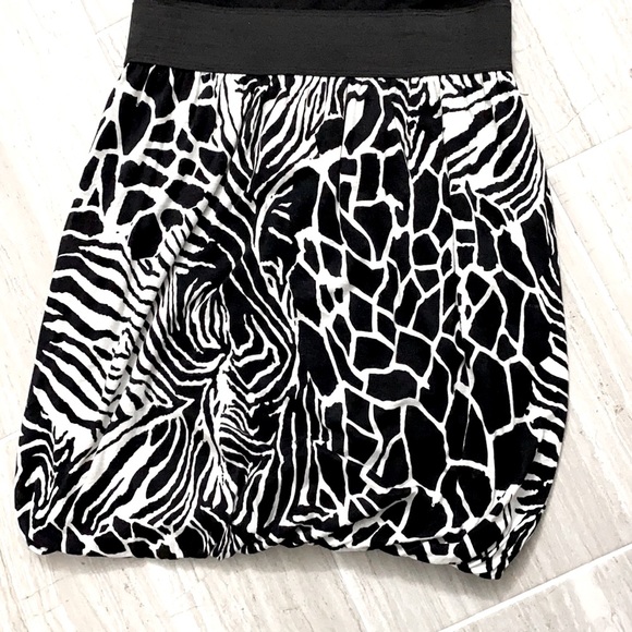 CRIMSON IVY PRINT TANK DRESS - Picture 3 of 3